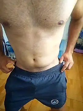 Snapshot of thom_1 chatting on 02/16/26, 06:48 thom 1 online show from 02/16/26, 06:48