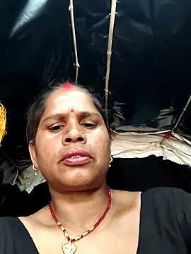 Snapshot of Hot_kiran4 chatting on 02/17/26, 07:27 Hot kiran4 online show from 02/17/26, 07:27