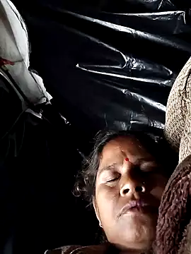 Snapshot of Hot_kiran4 chatting on 02/17/26, 09:32 Hot kiran4 online show from 02/17/26, 09:32