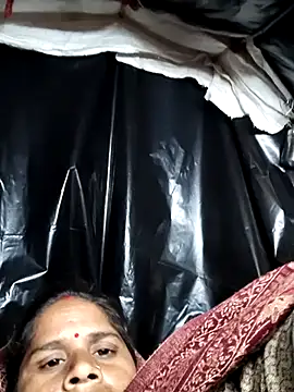 Snapshot of Hot_kiran4 chatting on 02/22/26, 12:23 Hot kiran4 online show from 02/22/26, 12:23