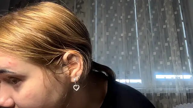 Snapshot of LedAffinity chatting on 02/18/26, 07:48 LedAffinity online show from 02/18/26, 07:48