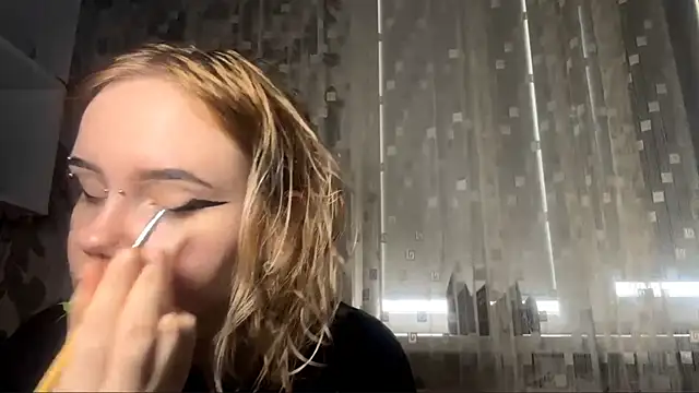 Snapshot of LedAffinity chatting on 02/25/26, 07:40 LedAffinity online show from 02/25/26, 07:40