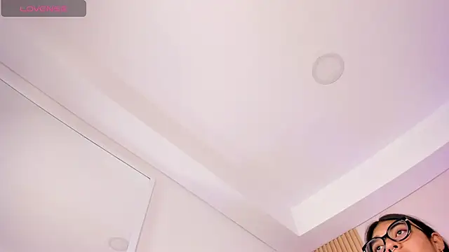 rebeca taylor online show from 04/30/26, 03:02