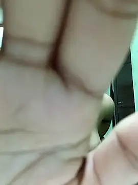 Kitti-Sharma online show from 05/07/26, 09:14