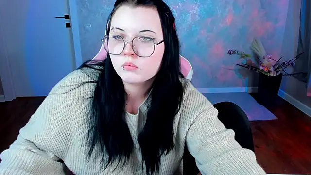 Kira G0ld online show from 04/13/26, 09:26