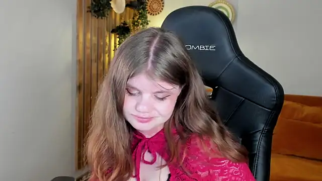 ChloeHalses online show from 05/21/26, 05:09
