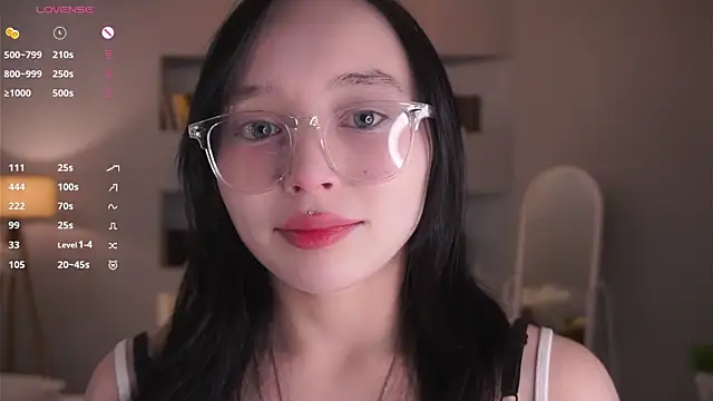 Snapshot of HannaHayles chatting on 02/10/26, 06:12 HannaHayles online show from 02/10/26, 06:12