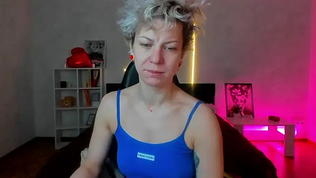 strip dancer online show from 03/03/26, 01:34