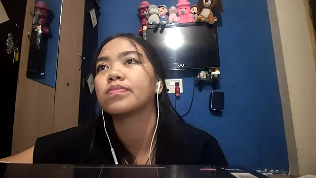 Snapshot of AntoninaDamewood chatting on 02/11/26, 07:13 AntoninaDamewood online show from 02/11/26, 07:13