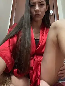 Snapshot of OnlyLeiLa chatting on 02/21/26, 07:26 OnlyLeiLa online show from 02/21/26, 07:26