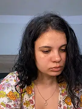 Karolina Velvet online show from 02/07/26, 10:46