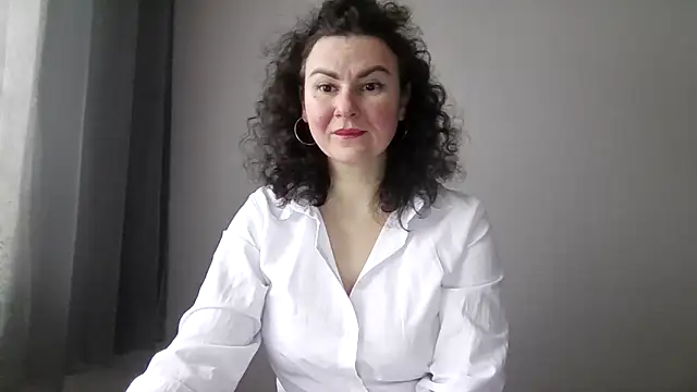 Snapshot of LexiMira254 chatting on 02/20/26, 06:26 LexiMira254 online show from 02/20/26, 06:26