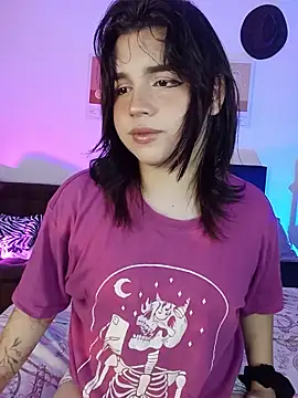 Daniellesins1 online show from 05/27/26, 01:13