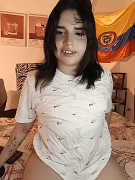 Daniellesins1 online show from 06/27/26, 07:02