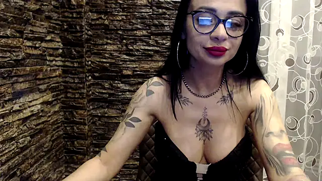 BrianaBloom online show from 04/12/26, 06:46