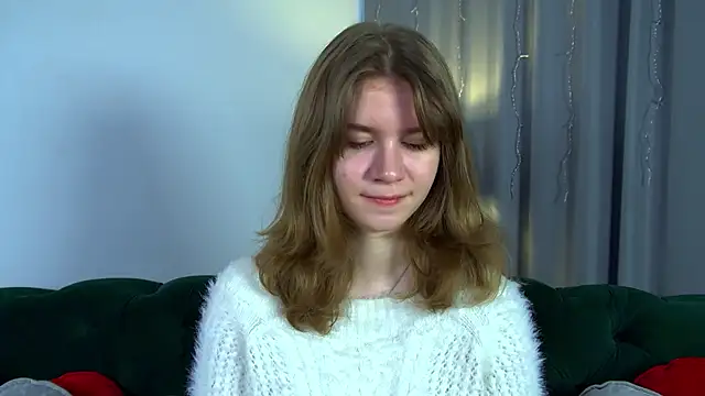 MilaMaelis online show from 04/08/26, 06:24