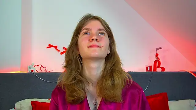 MilaMaelis online show from 04/18/26, 06:28