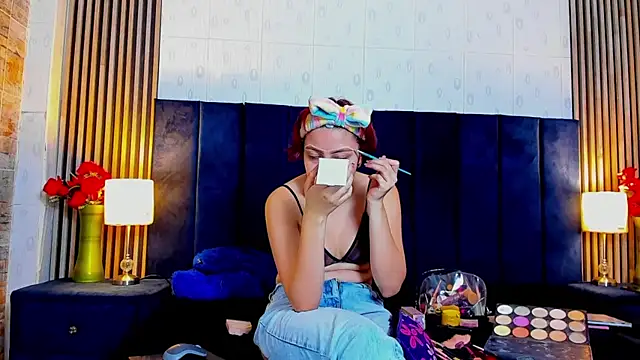 Snapshot of AnnyAndDimitry chatting on 02/07/26, 12:20 AnnyAndDimitry online show from 02/07/26, 12:20