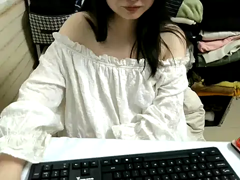Snapshot of xiaoxiaowan11 chatting on 02/28/26, 07:42 xiaoxiaowan11 online show from 02/28/26, 07:42