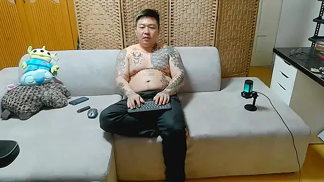 fxckuno online show from 02/08/26, 09:02