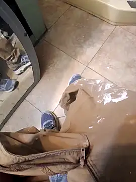 Snapshot of bojo69 chatting on 02/16/26, 09:16 bojo69 online show from 02/16/26, 09:16