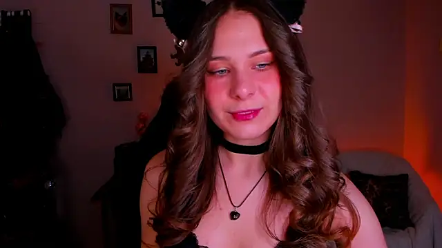 Snapshot of LanaLovely chatting on 05/08/26, 06:19 LanaLovely online show from 05/08/26, 06:19