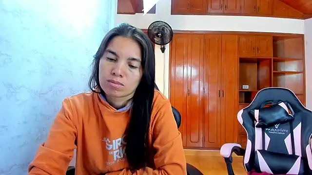 Snapshot of Emily_and_Soffy chatting on 02/16/26, 12:01 Emily and Soffy online show from 02/16/26, 12:01