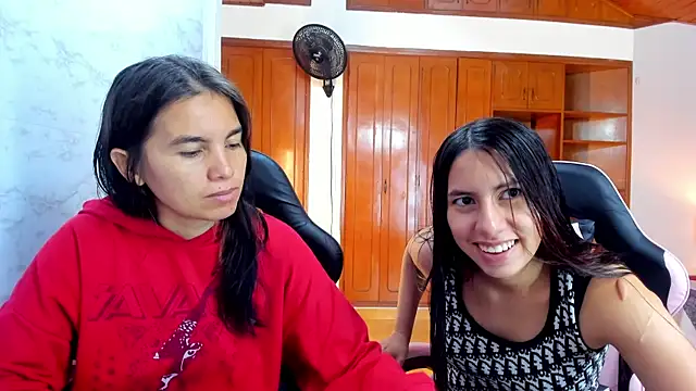 Snapshot of Emily_and_Soffy chatting on 02/19/26, 12:01 Emily and Soffy online show from 02/19/26, 12:01