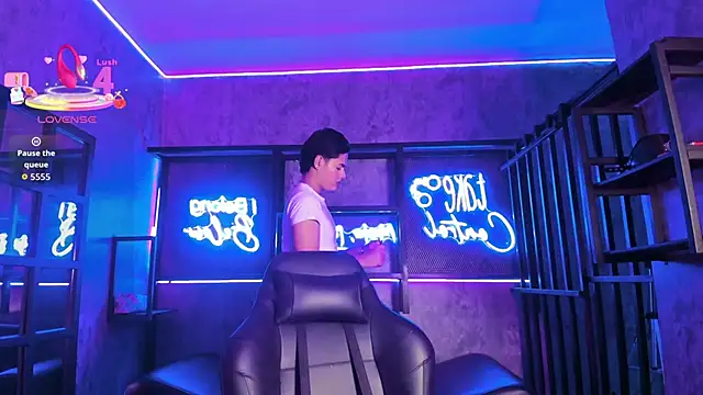 FemNoa online show from 02/13/26, 05:09