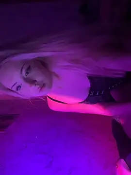 SisyLana online show from 02/06/26, 08:56