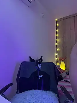 Snapshot of lolibahia chatting on 02/17/26, 07:53 lolibahia online show from 02/17/26, 07:53