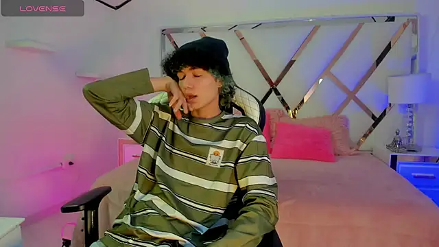 thanier 18 online show from 04/04/26, 07:11