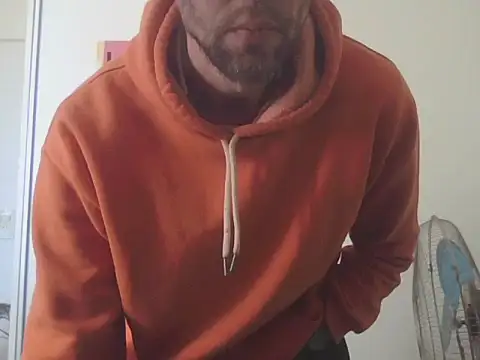 willyhot hot online show from 04/27/26, 06:39