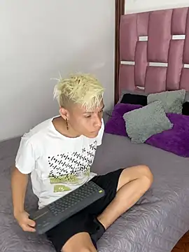 MaxyRyan online show from 02/12/26, 12:55