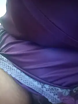 Snapshot of JOYAPARVEEN chatting on 02/19/26, 06:04 JOYAPARVEEN online show from 02/19/26, 06:04