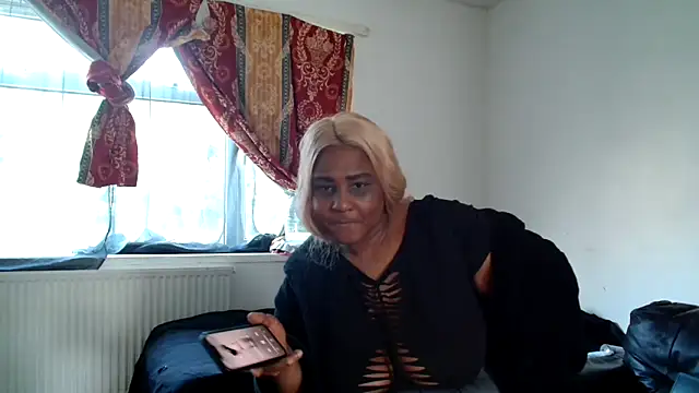 CurvySashia online show from 02/24/26, 01:20