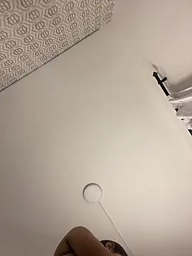 Mia rivers   online show from 02/25/26, 07:34