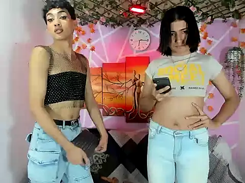 Snapshot of Snover_hot2006 chatting on 03/03/26, 02:18 Snover hot2006 online show from 03/03/26, 02:18