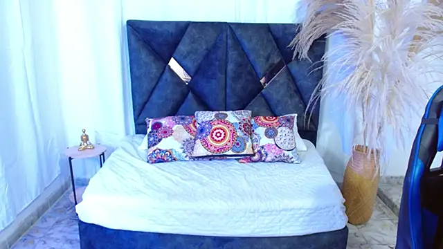 Snapshot of nikoo_18 chatting on 02/09/26, 01:26 nikoo 18 online show from 02/09/26, 01:26