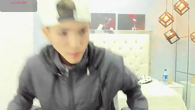 Asher costa online show from 04/12/26, 11:32