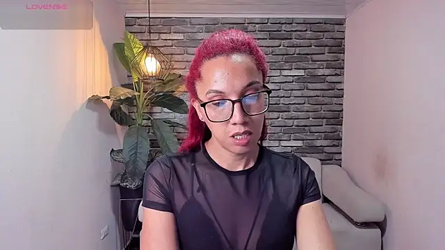 isabella star  online show from 03/07/26, 12:24