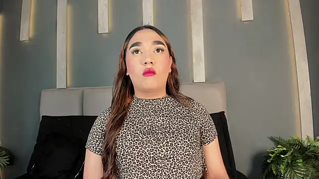 Snapshot of TSExoticFuck chatting on 02/14/26, 07:32 TSExoticFuck online show from 02/14/26, 07:32