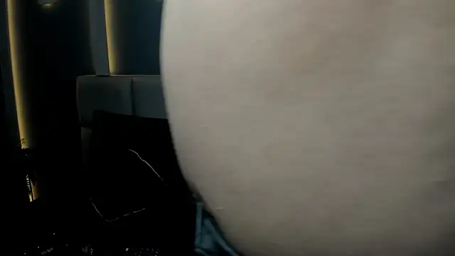 Snapshot of TSExoticFuck chatting on 02/24/26, 07:45 TSExoticFuck online show from 02/24/26, 07:45