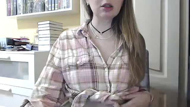 Snapshot of Tasiya chatting on 02/05/26, 01:27 Tasiya online show from 02/05/26, 01:27