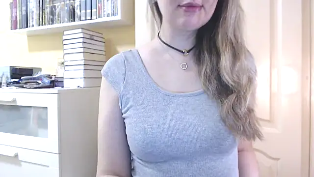 Snapshot of Tasiya chatting on 02/12/26, 10:10 Tasiya online show from 02/12/26, 10:10