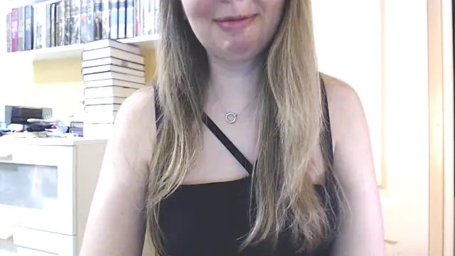 Snapshot of Tasiya chatting on 02/23/26, 08:06 Tasiya online show from 02/23/26, 08:06