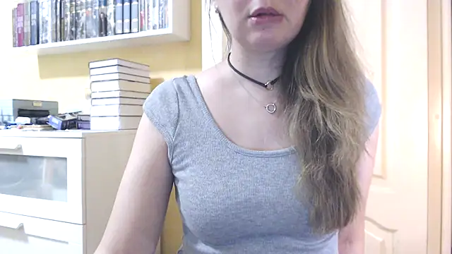 Snapshot of Tasiya chatting on 02/27/26, 03:12 Tasiya online show from 02/27/26, 03:12