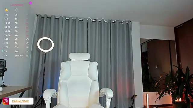 karinnixx online show from 04/03/26, 08:51