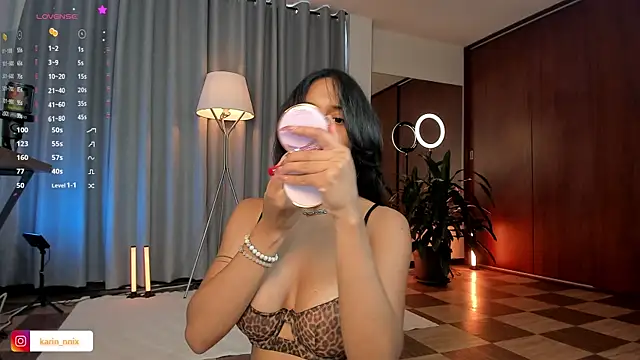 karinnixx online show from 07/09/26, 06:45