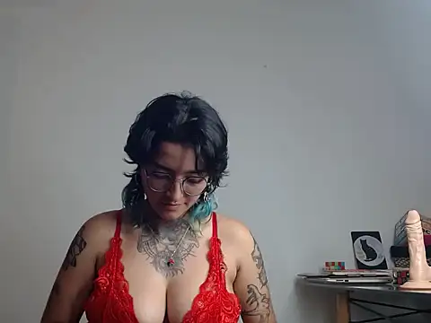 Snapshot of Ivyravens chatting on 02/26/26, 11:48 Ivyravens online show from 02/26/26, 11:48